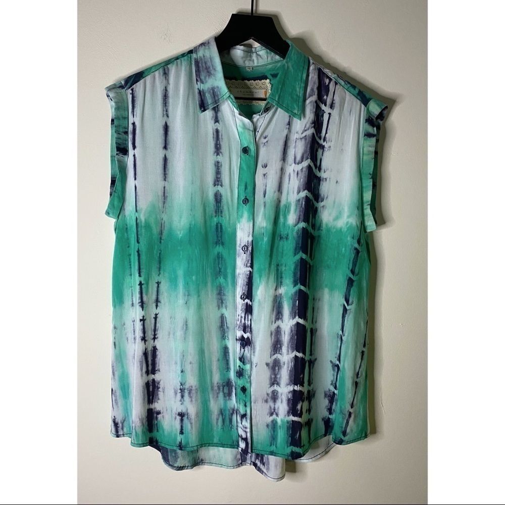 Chambrai Los Angeles Tie Dye Button Down Top
